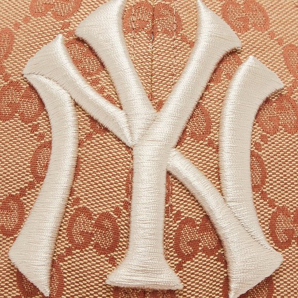 Gucci Monogram GG Baseball Cap Ny Yankees Patch new with tag and dustbag - Picture 6 of 6